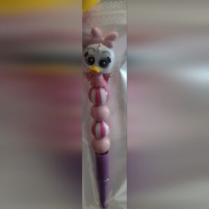 Daisy Series 1 Let's Go Doorables Handmade Beaded Pen